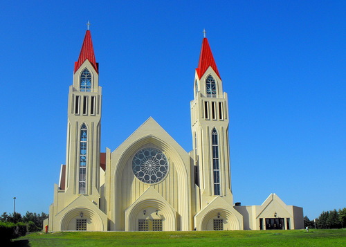 Crkva Kraljice Mira u Hrvatskom Franjevačkom središtu kod Norvala,  Kanada