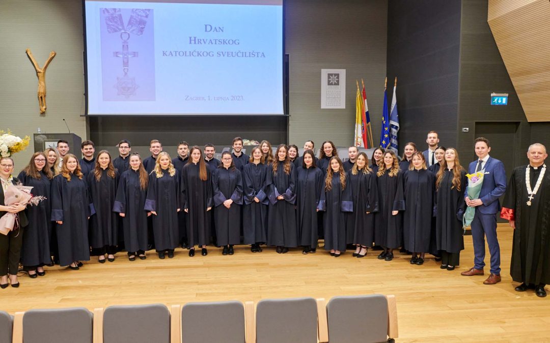 Pjevački zbor studenata HKS-a Chorus Unicath uveličao svečani akademski čin Dana Hrvatskog katoličkog sveučilišta